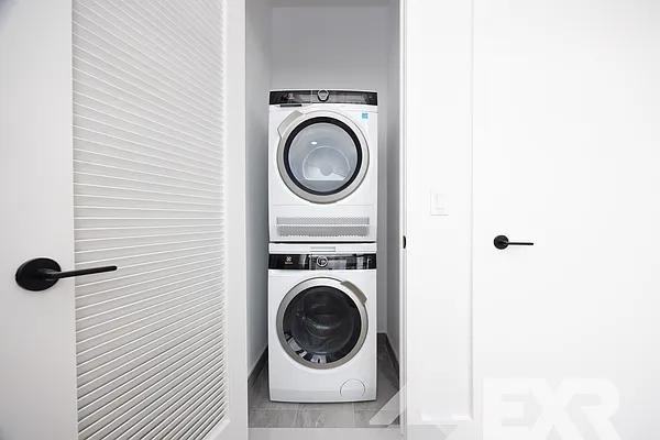 Cropsey Ave #1805 - Photo 3 of 20