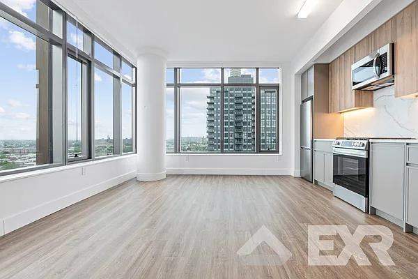 Cropsey Ave #1505 - Photo 3 of 20