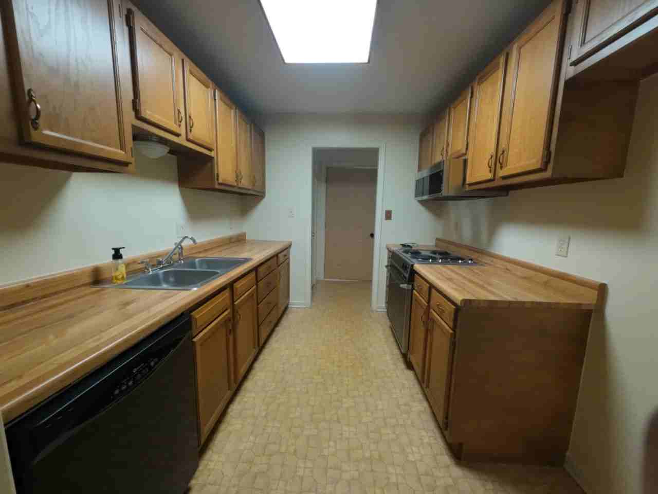 200 Cummings Ln - Photo 3 of 18