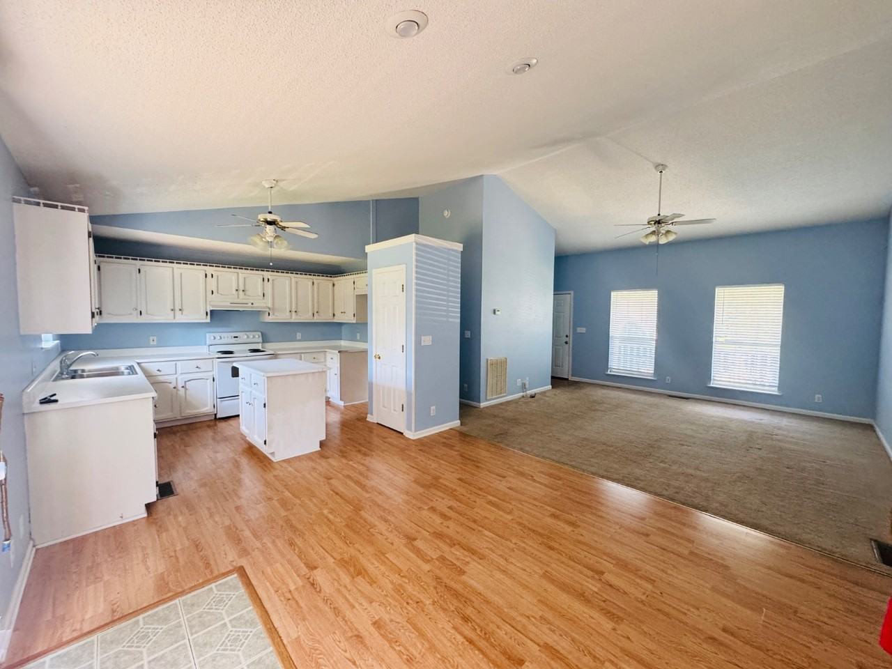 1021 Brookhill Dr - Photo 7 of 20