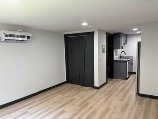 2428 Belvedere Ave Apartments - Photo 2 of 5