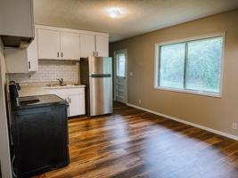 featured image of 918 Skyline Dr