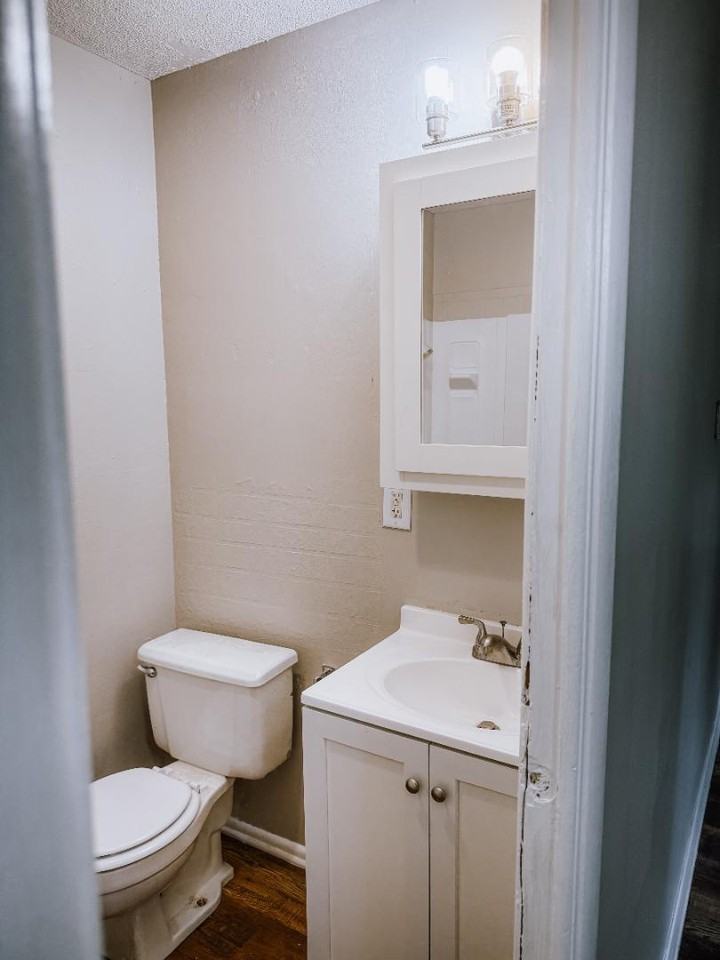 918 Skyline Dr - Photo 6 of 20
