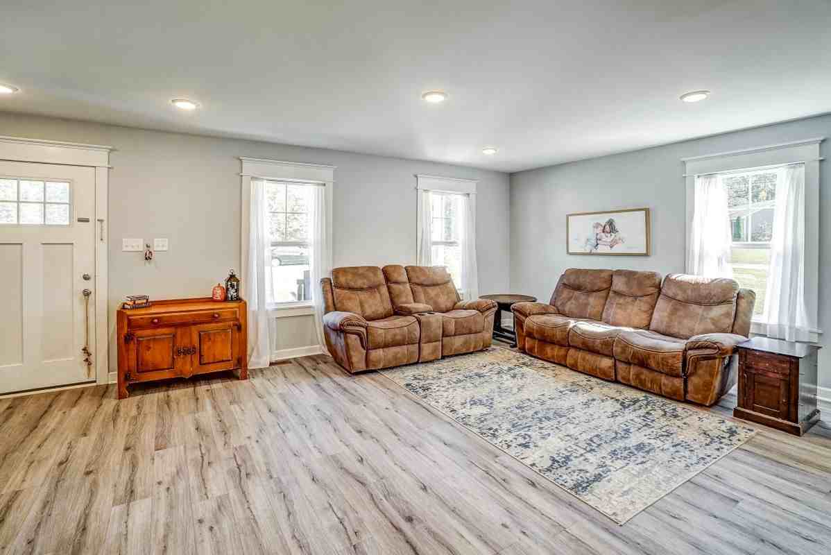 65 Hopeful Church Ln - Photo 3 of 19