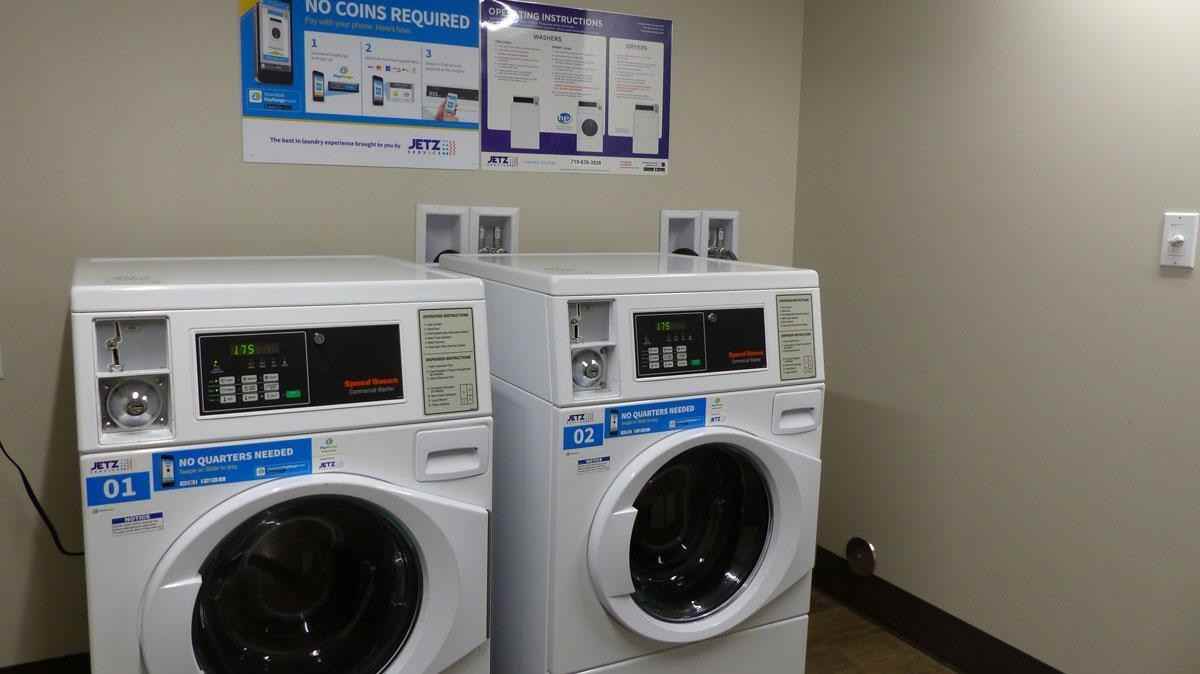 1010 E 19th Ave - Photo 7 of 9