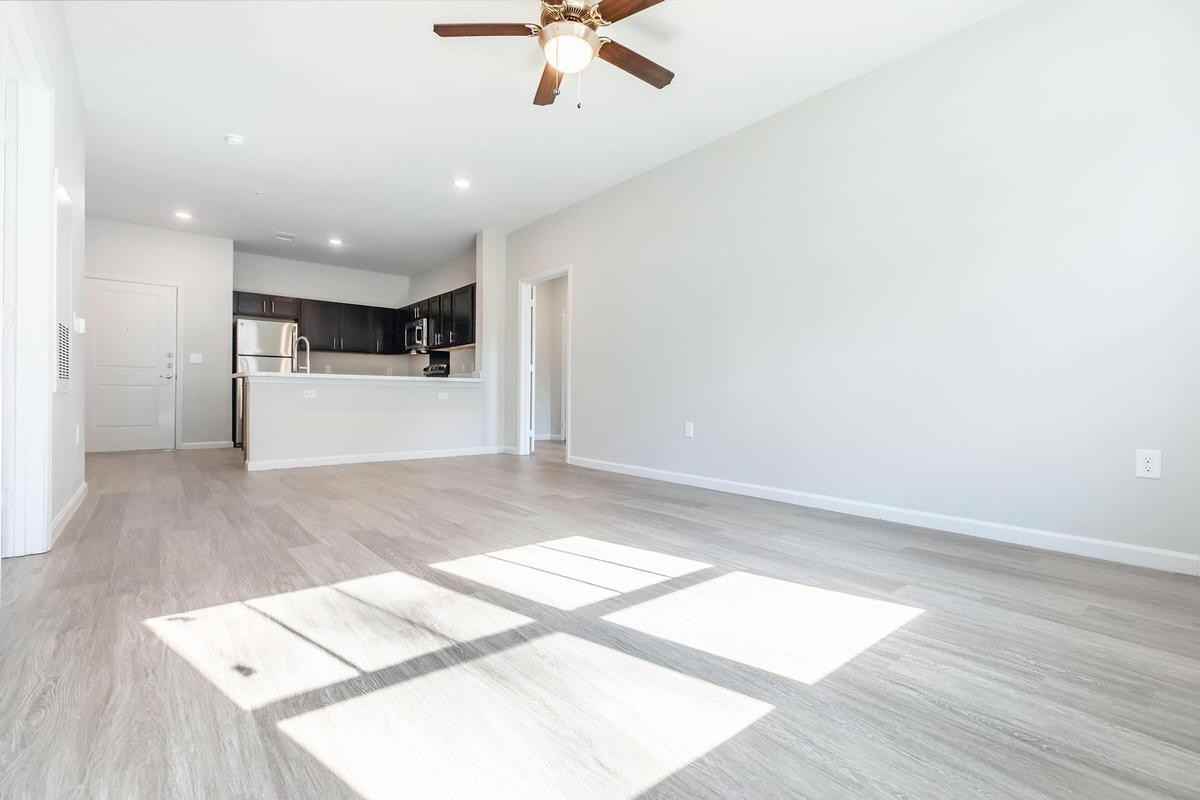 321 S Standish St - Photo 5 of 46