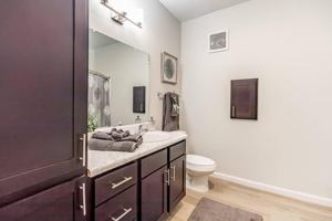 featured image of 321 S Standish St