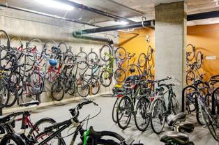 2121 Se Belmont St - Photo 1 of 1