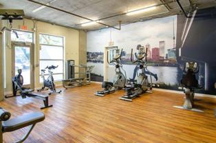 2121 Se Belmont St - Photo 1 of 1