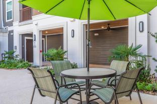 3530 Harrisburg Blvd - Photo 1 of 1