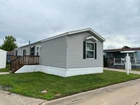 312 Se Autumn Park Dr #44 - Photo 1 of 1