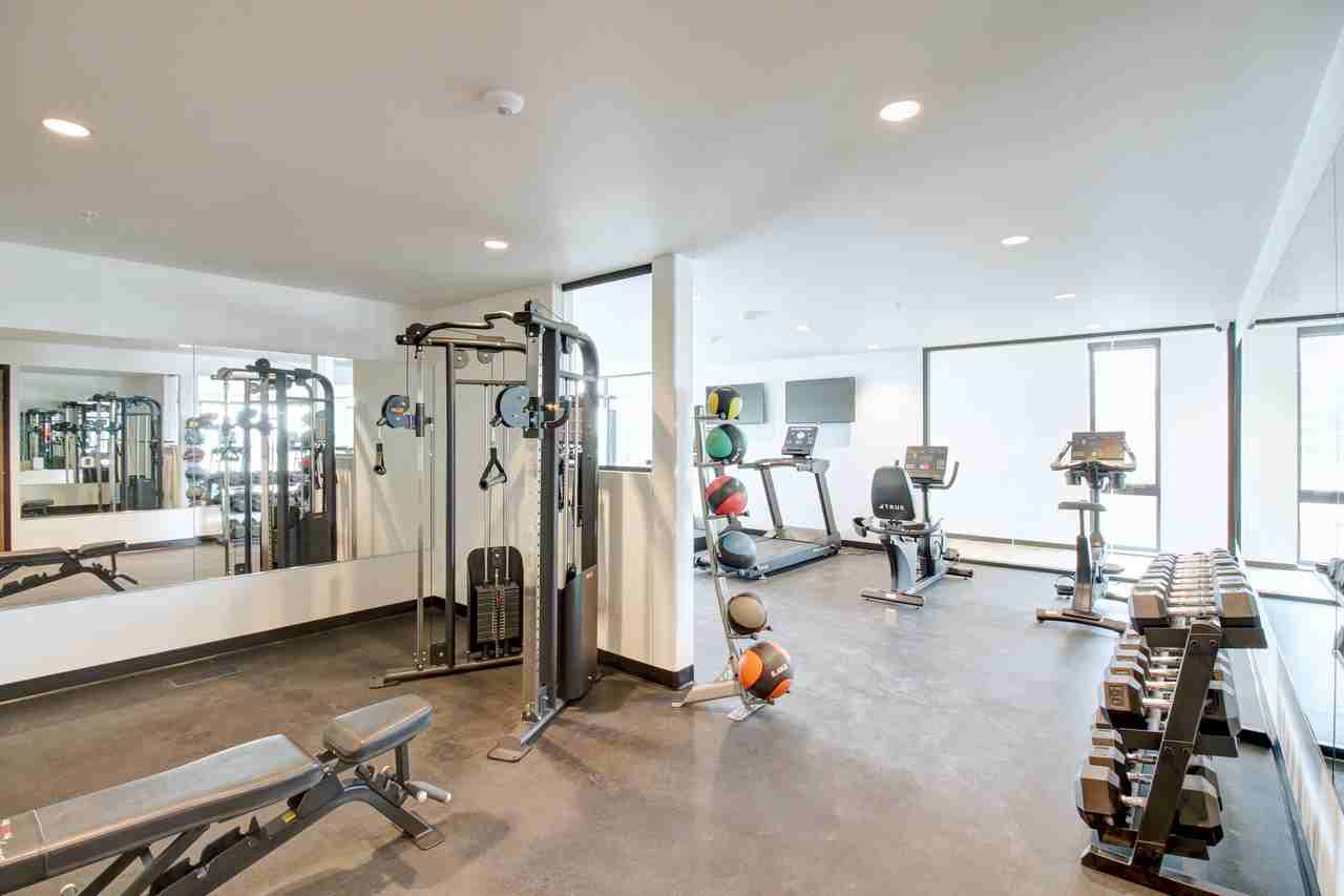 Thirty Seven West Farnam - Photo 3 of 50