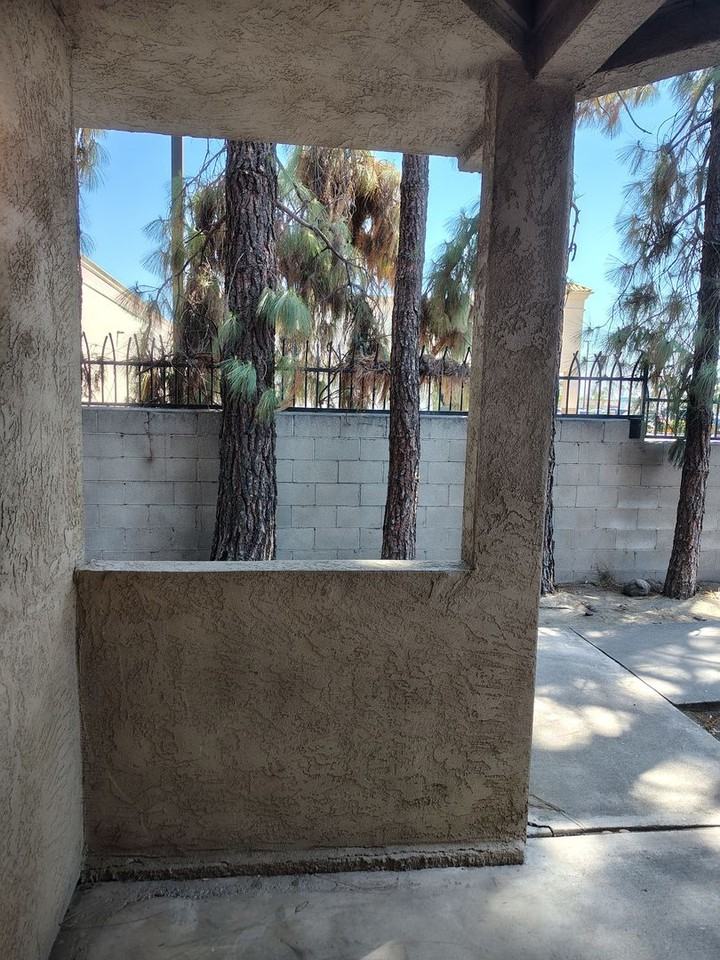 Teal Gardens - Photo 4 of 23