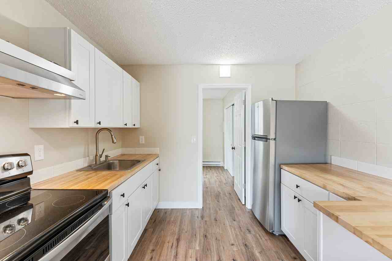 8104 Se Raymond St #6 - Photo 5 of 17