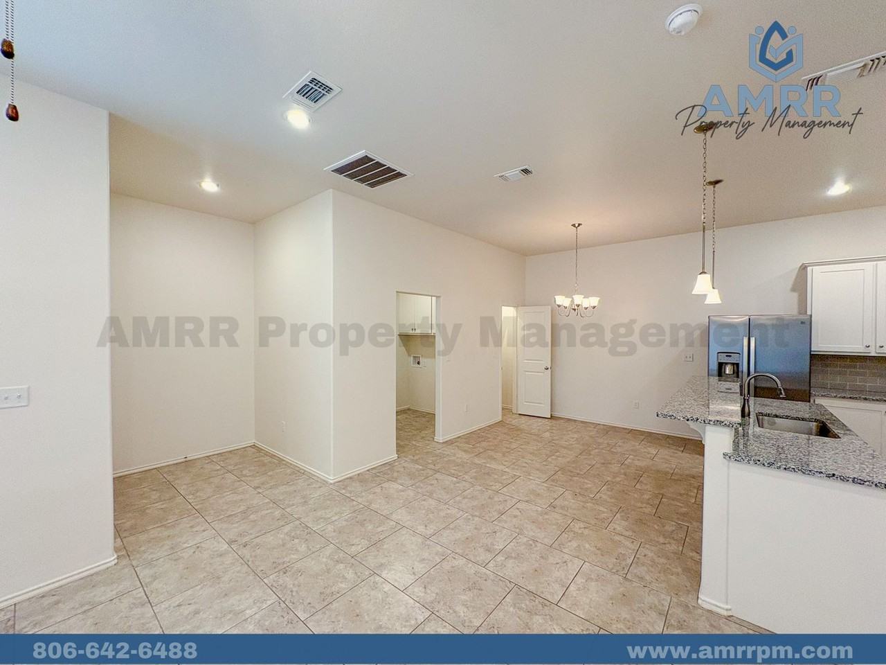 5523 Lehigh St - Photo 4 of 18