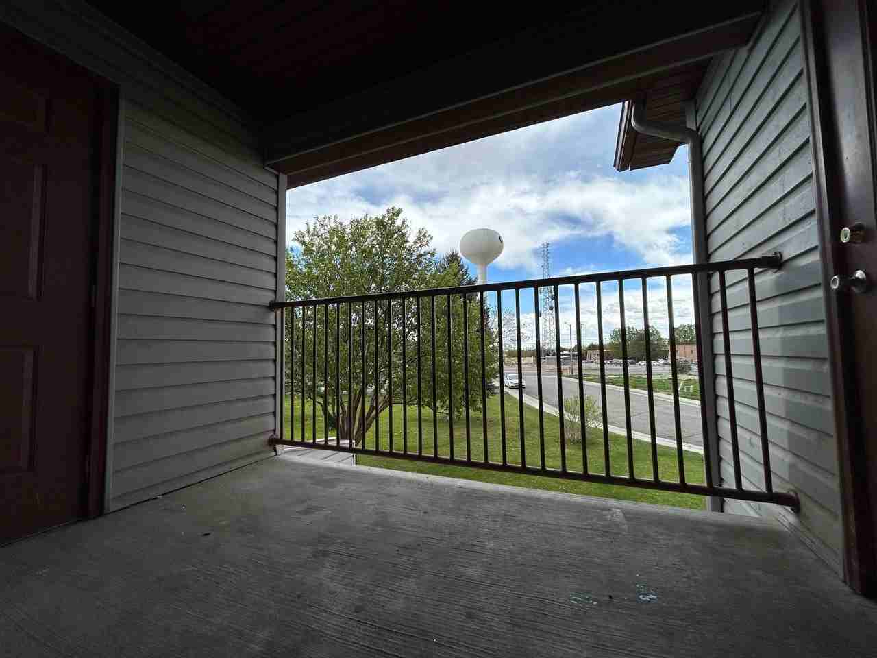 Riverton Apartments - Photo 6 of 47