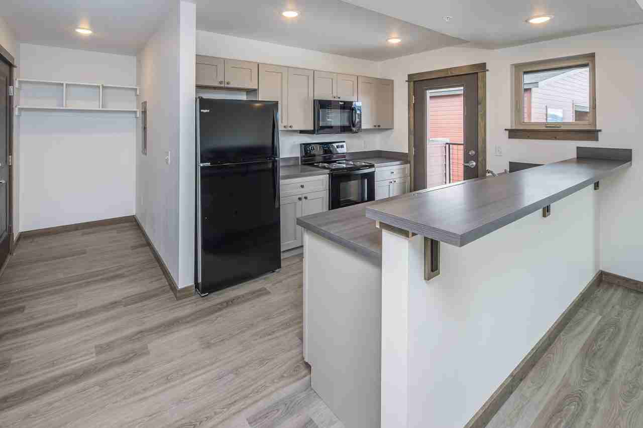 1909 Golden West Drive - Photo 3 of 30
