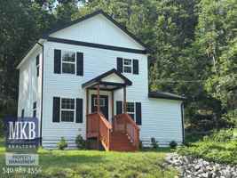 featured image of 811 Montvue Rd