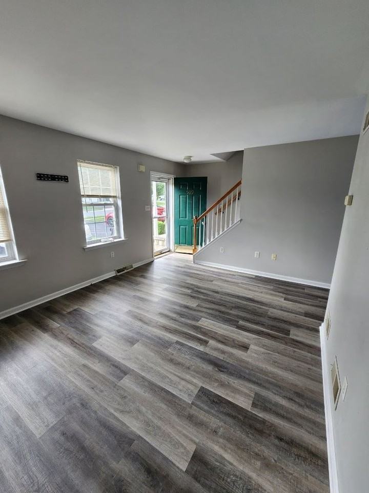 509 Wood Duck Dr - Photo 3 of 23