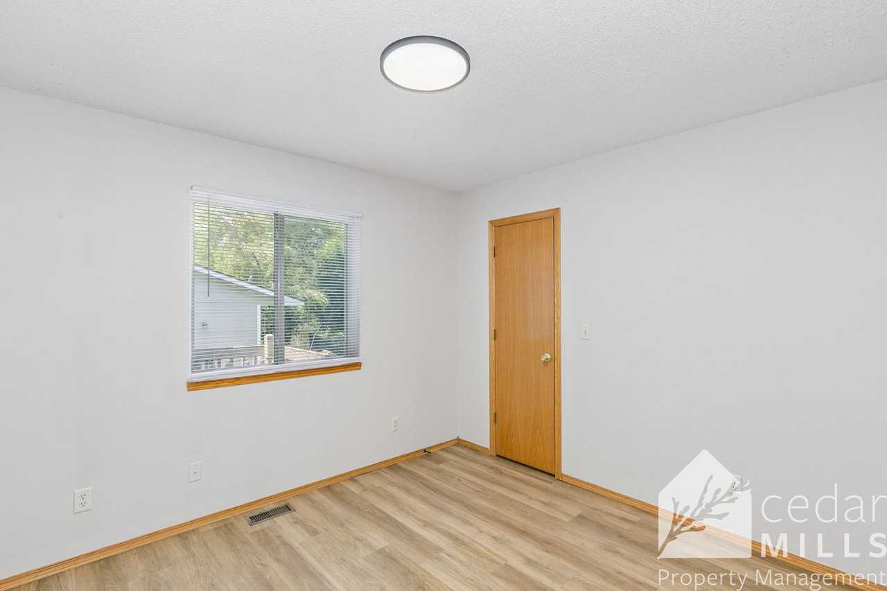 514 W Songbird St - Photo 5 of 13