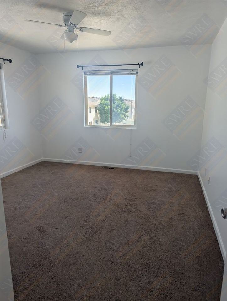 2740 Koven Dr - Photo 5 of 9