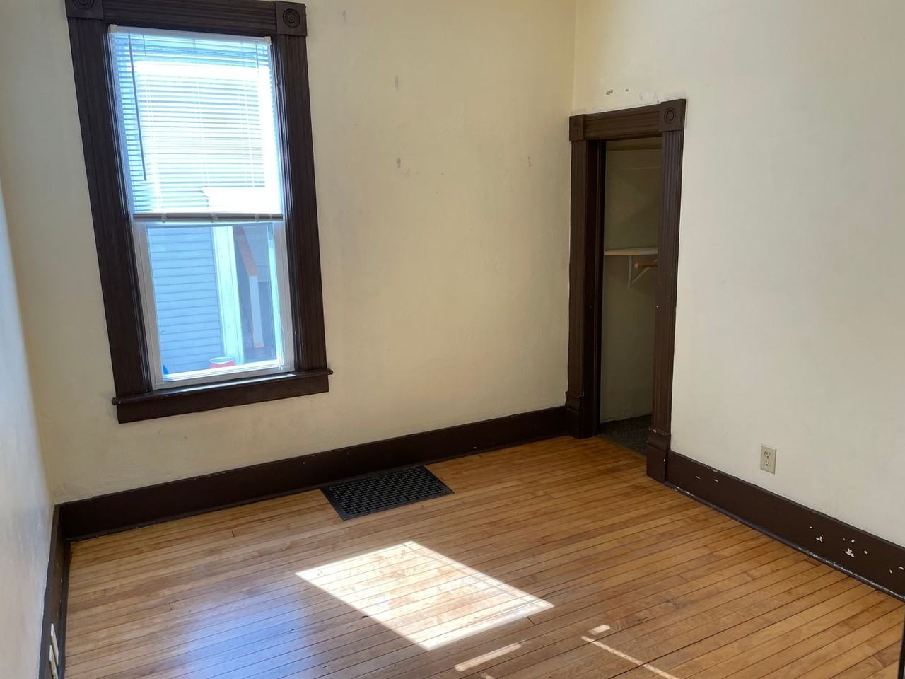 749 Prospect Ave - Photo 2 of 22
