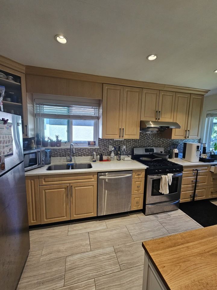 McGill St & N Kaslo St - Photo 2 of 13