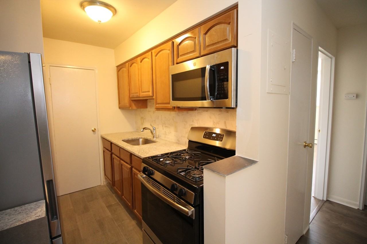 Walton Arms - Photo 2 of 13