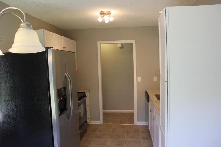 134 Ashdown Dr - Photo 5 of 12