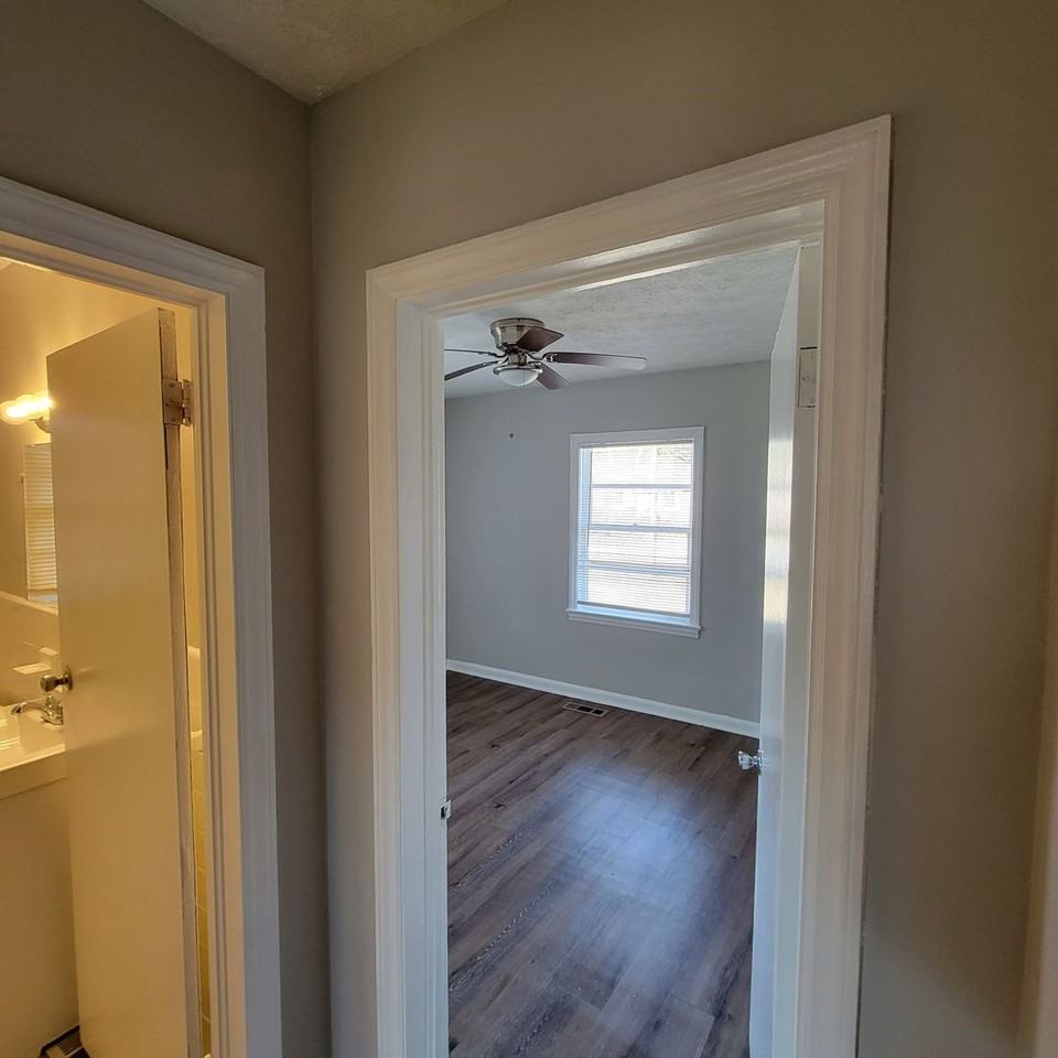 3960 Trask Dr - Photo 4 of 16