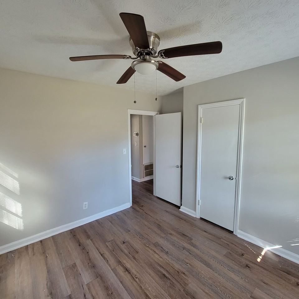 3960 Trask Dr - Photo 6 of 16