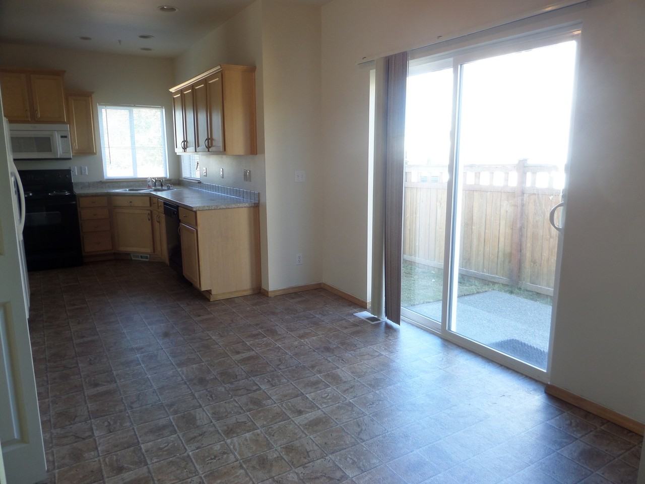 1117 183rd Street Ct E - Photo 3 of 14