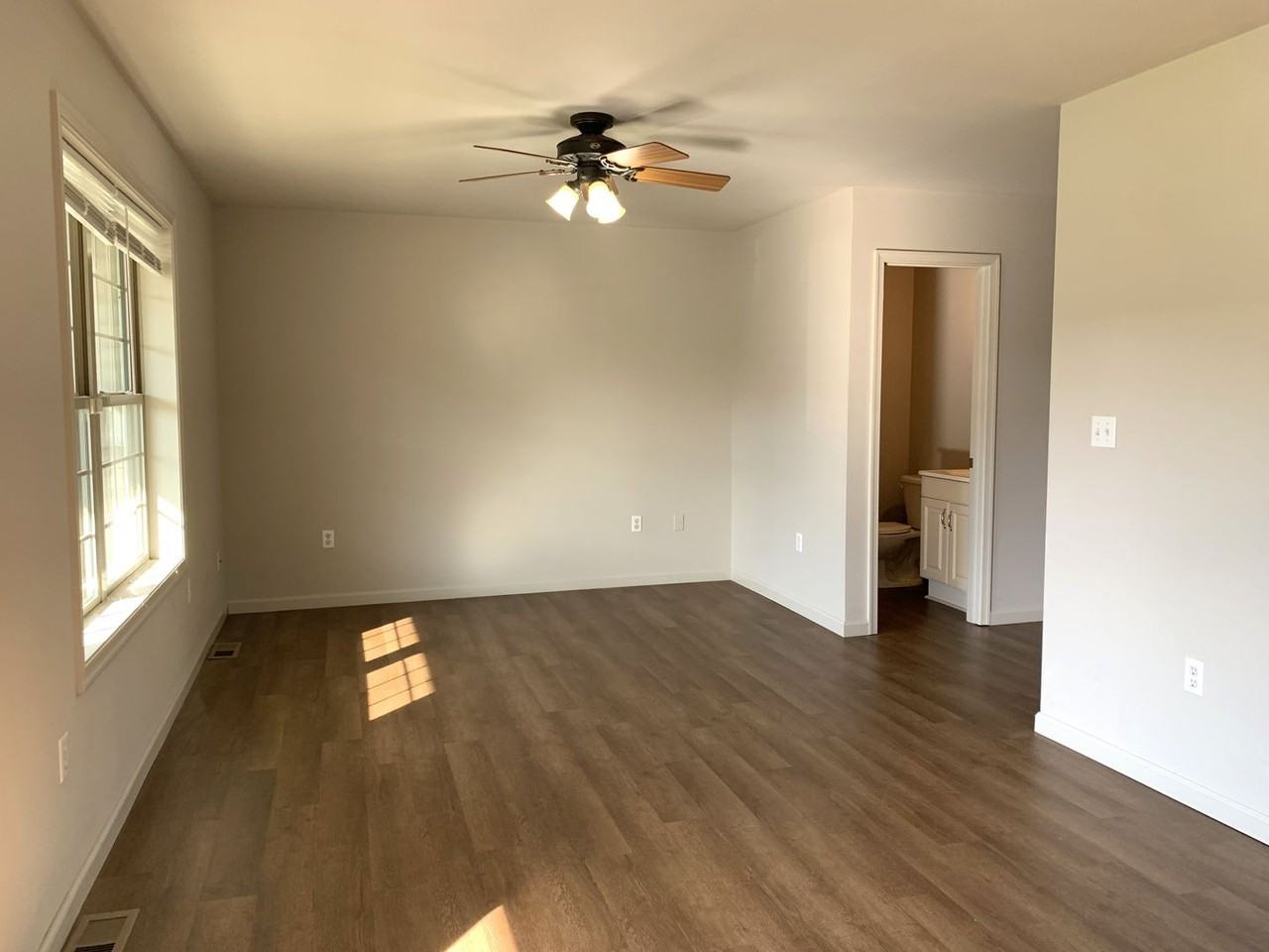 203 Sable Dr - Photo 2 of 44