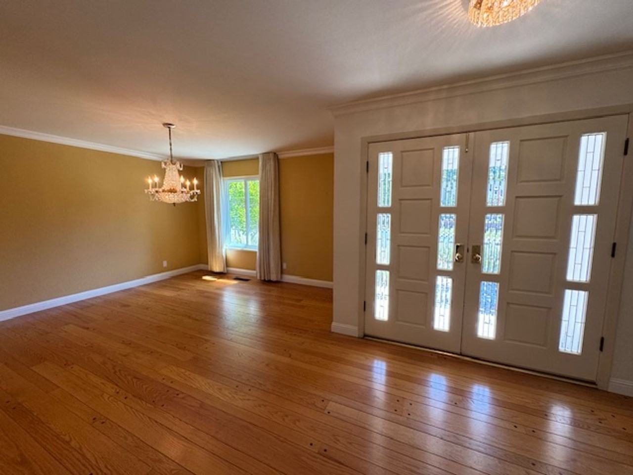 1901 Park Meadow Dr - Photo 3 of 32