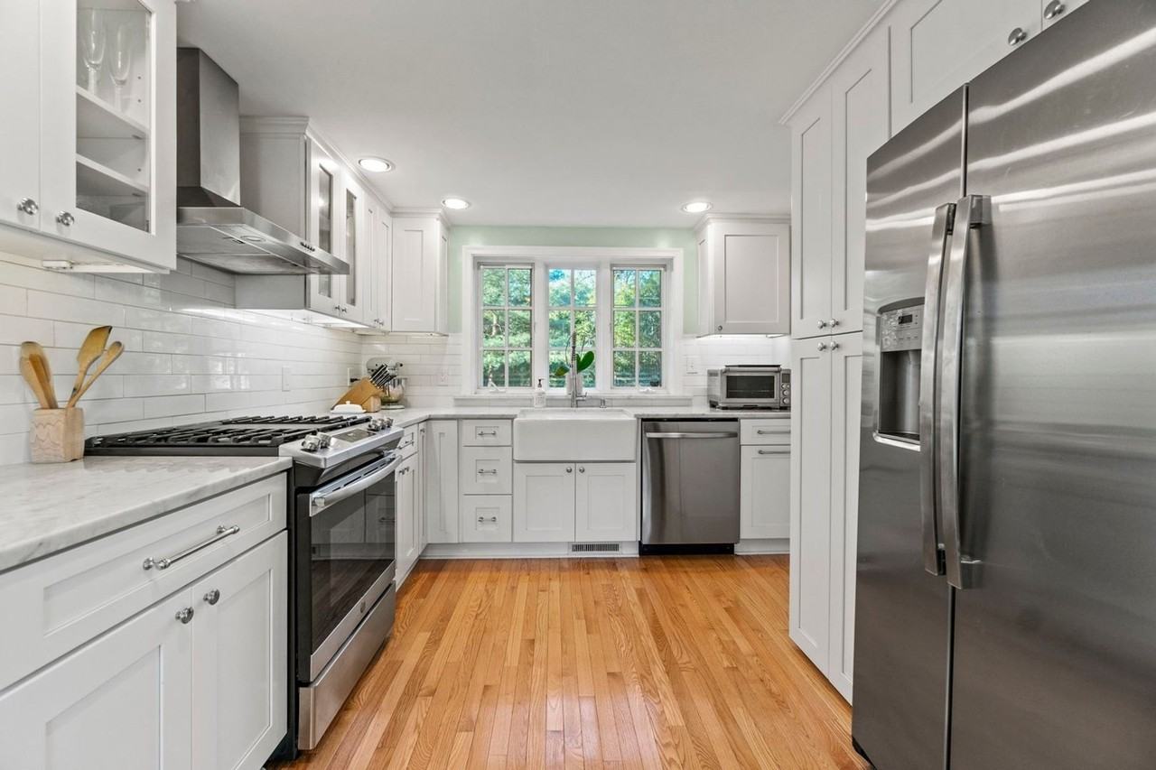 6414 15th St - Photo 2 of 24