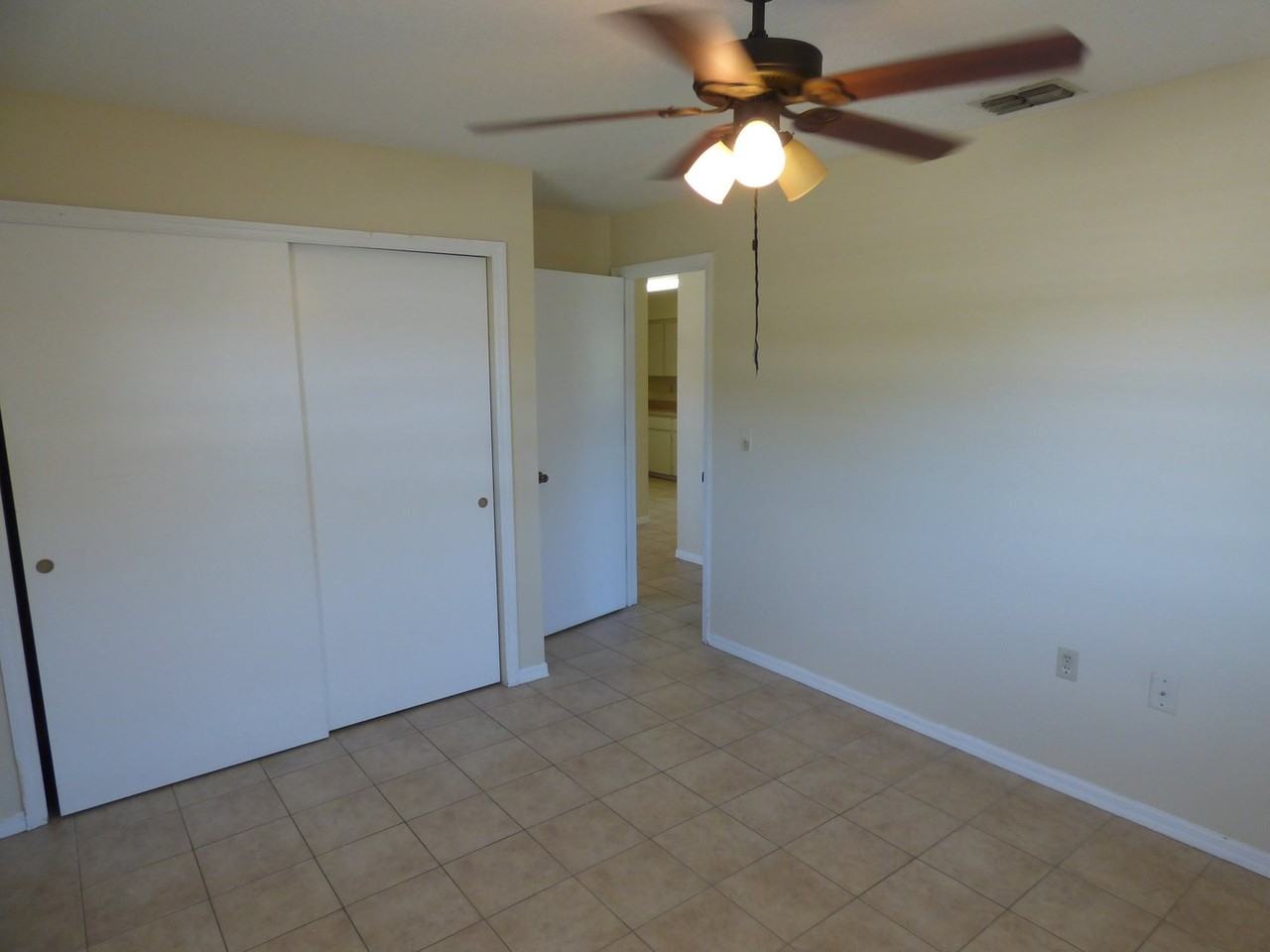 249 Lomond Dr Unit B - Photo 3 of 22