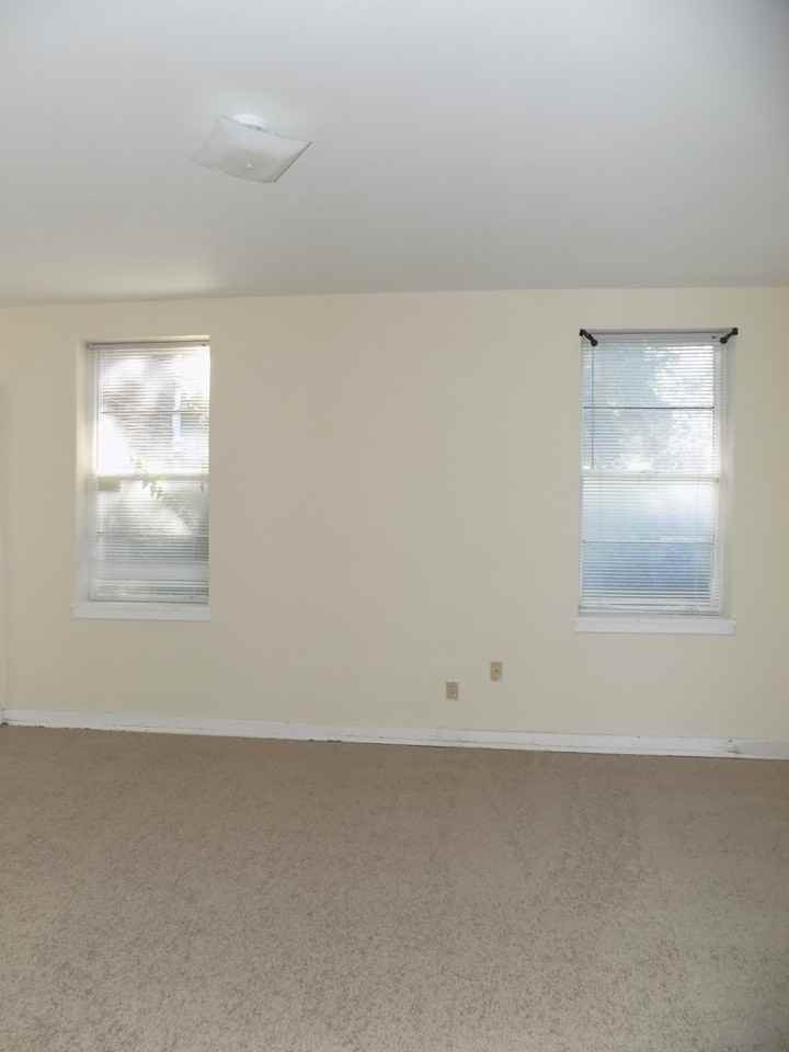 526 Edisto Ave - Photo 6 of 12