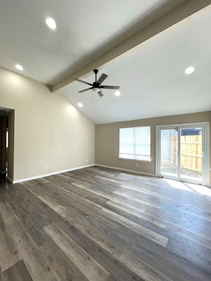 3830 Candlestone Dr - Photo 3 of 16