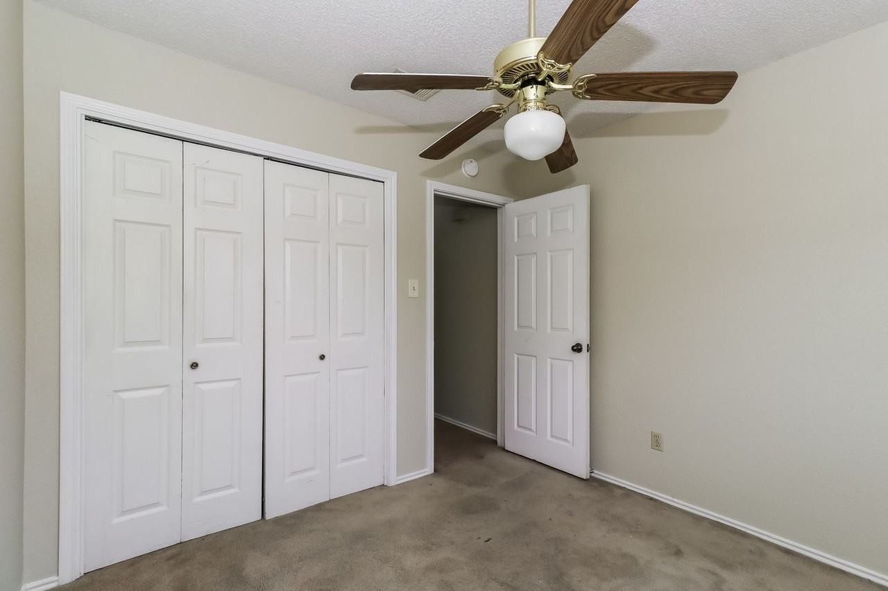 314 Rawhide Loop - Photo 2 of 10