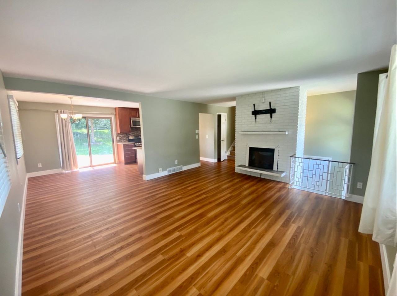 6236 Pinta Ct Se - Photo 3 of 32