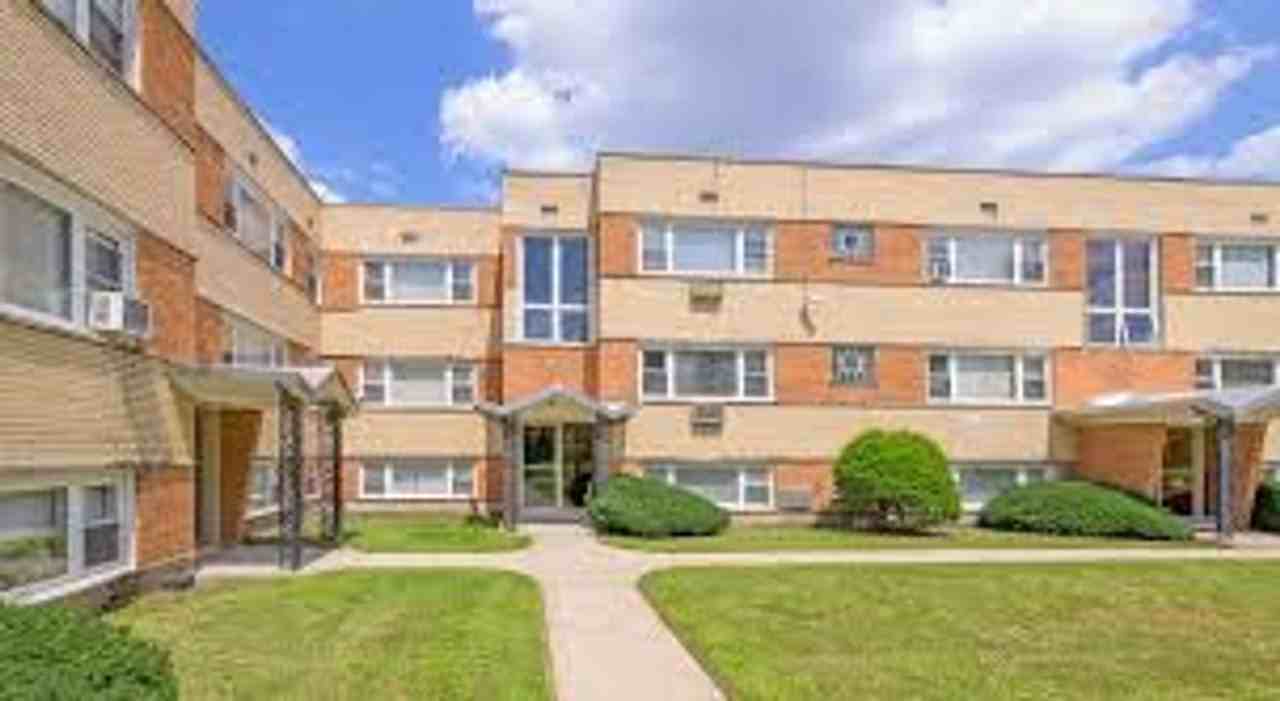 8757-8775 S Beverly St - Photo 2 of 3