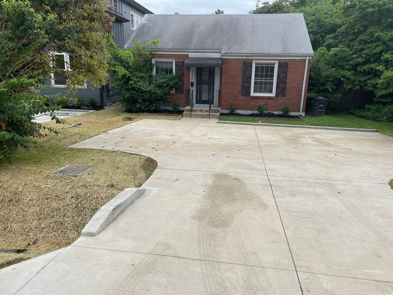 720A Groves Park Rd - Photo 2 of 24