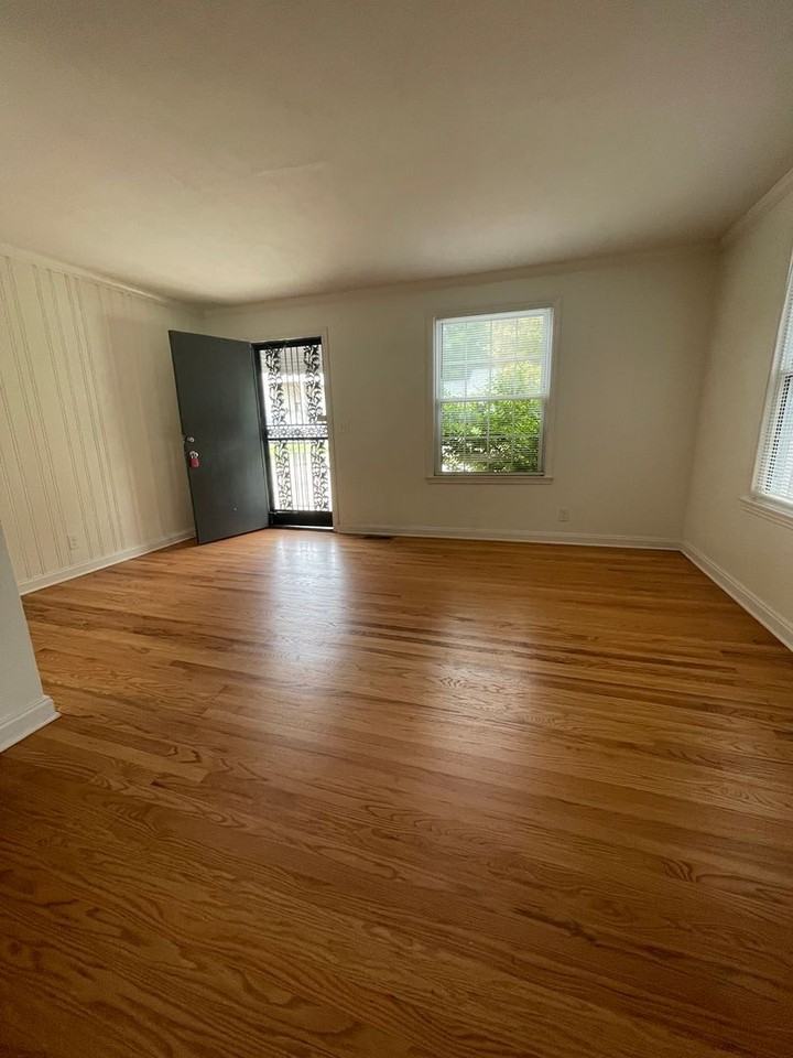 720A Groves Park Rd - Photo 3 of 24