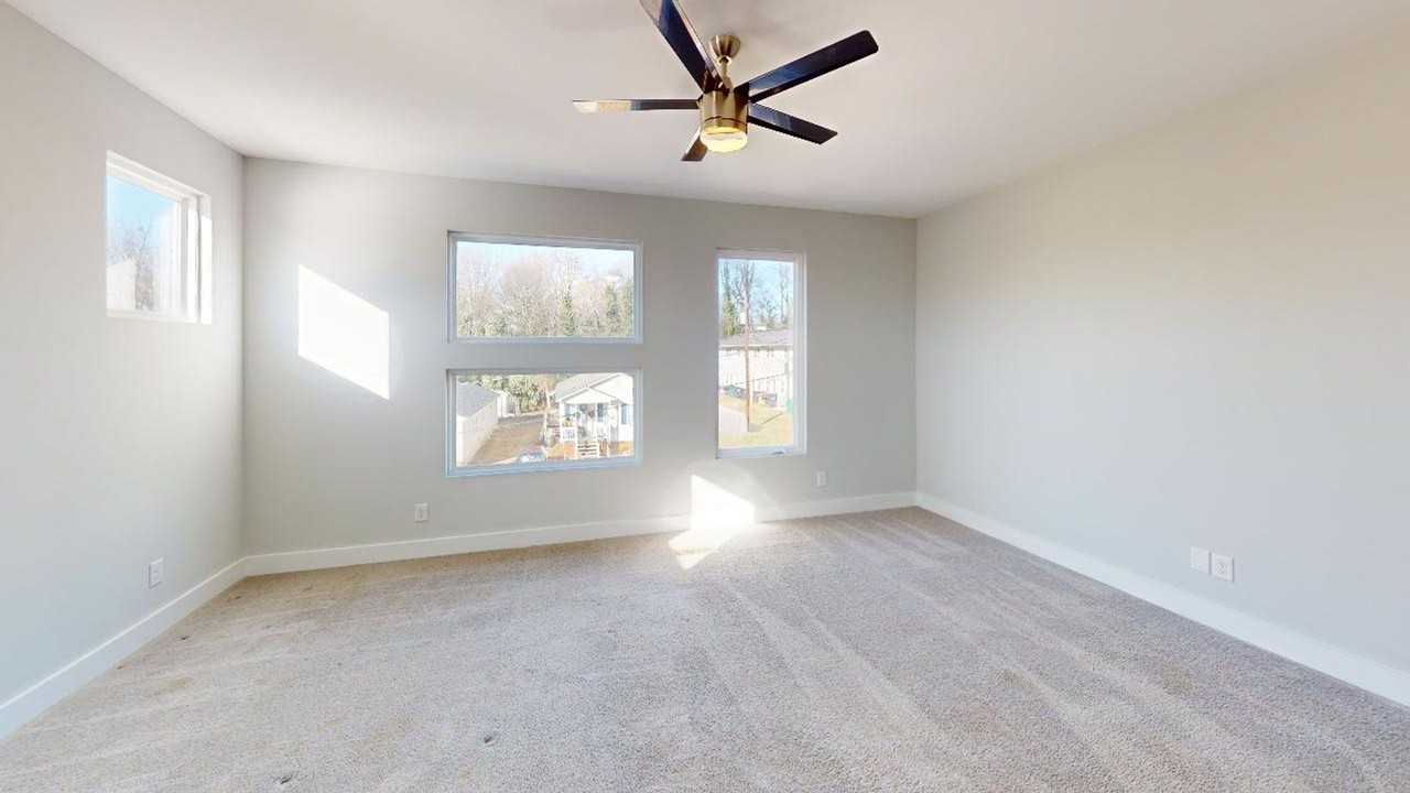 423 Coxe Ave - Photo 5 of 7