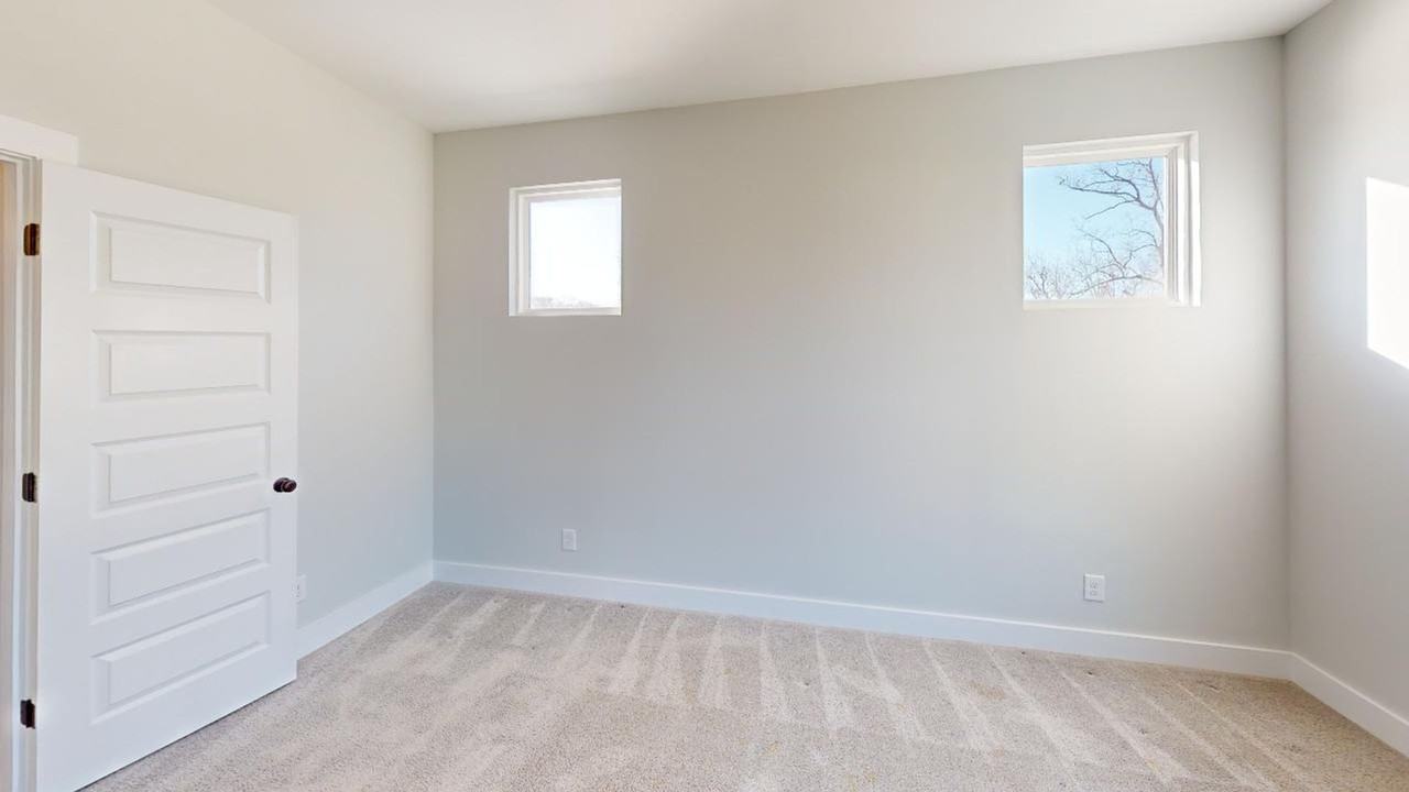 423 Coxe Ave - Photo 6 of 7