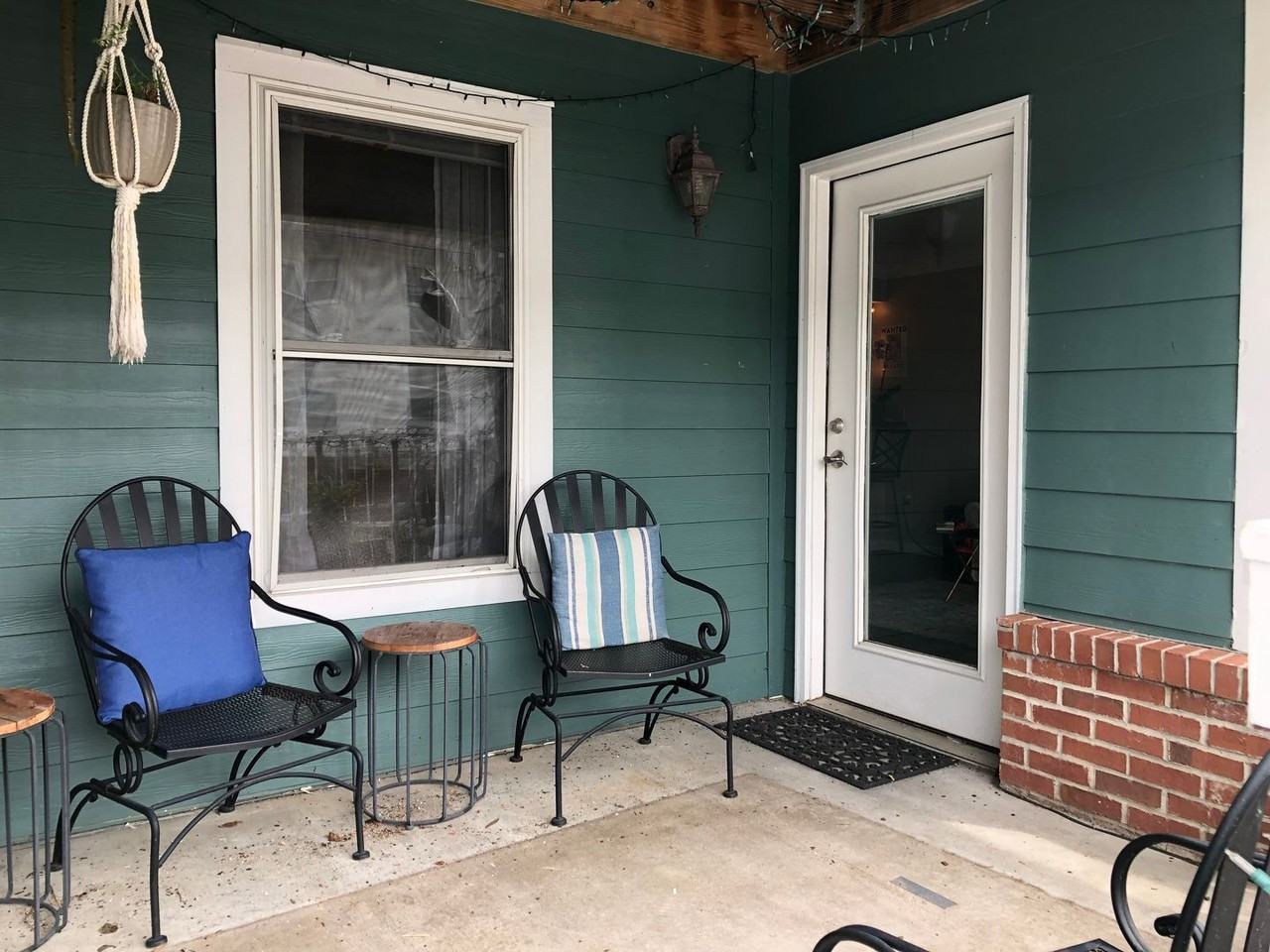 1517 Laurel Ave #108