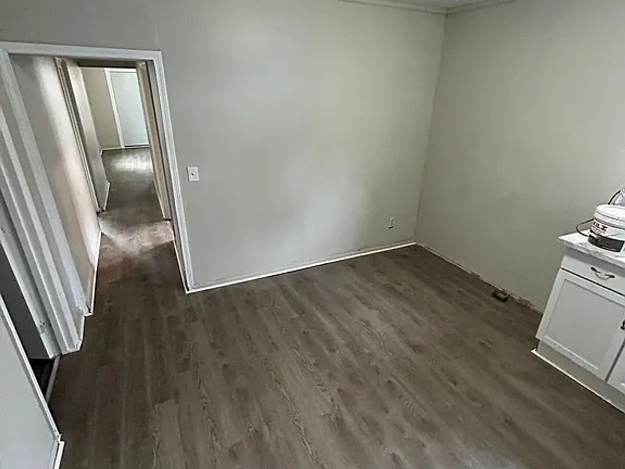 3216 Roberts St - Photo 3 of 7