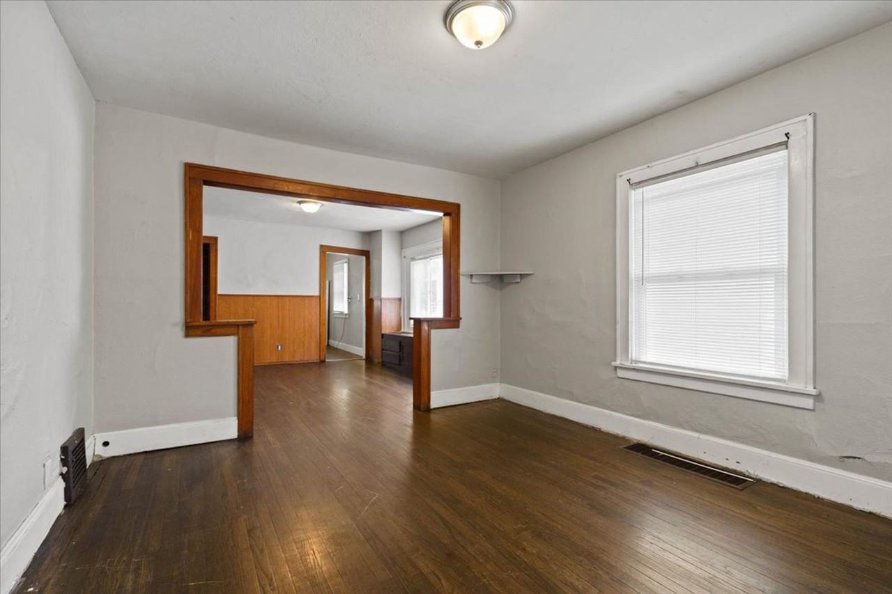 1523 Lawn Ave - Photo 2 of 17