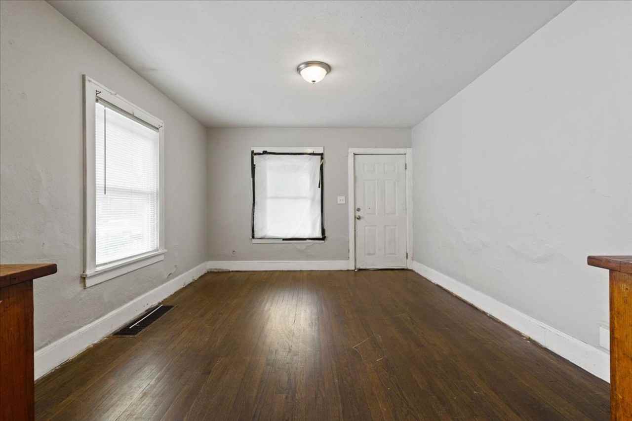 1523 Lawn Ave - Photo 3 of 17