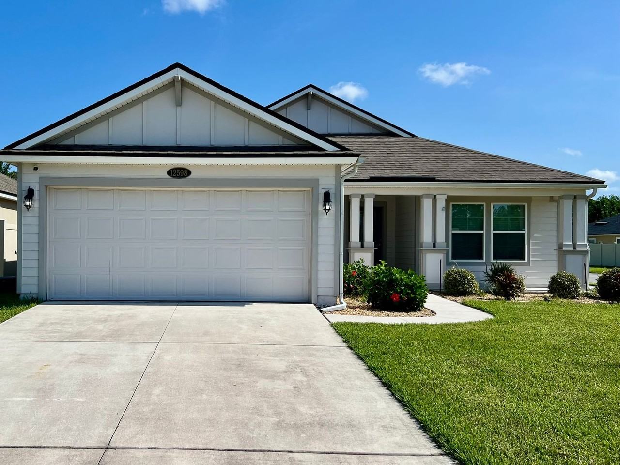 12598 Itani Way - Photo 3 of 30